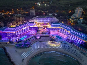Phoenicia Blue View Resort - Amfiteatru, Panoramic, Belvedere Phoenicia Blue View Resort - Amfiteatru, Panoramic, Belvedere